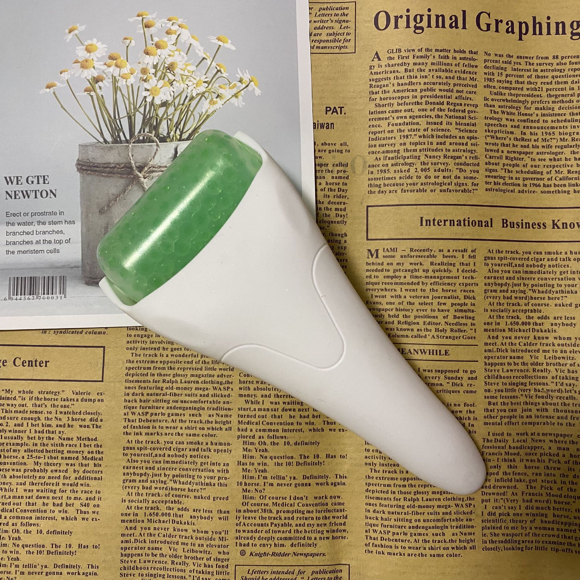 Glow-On-the-Go Ice Roller – Your Daily Cool-Down for Smooth, Radiant Skin