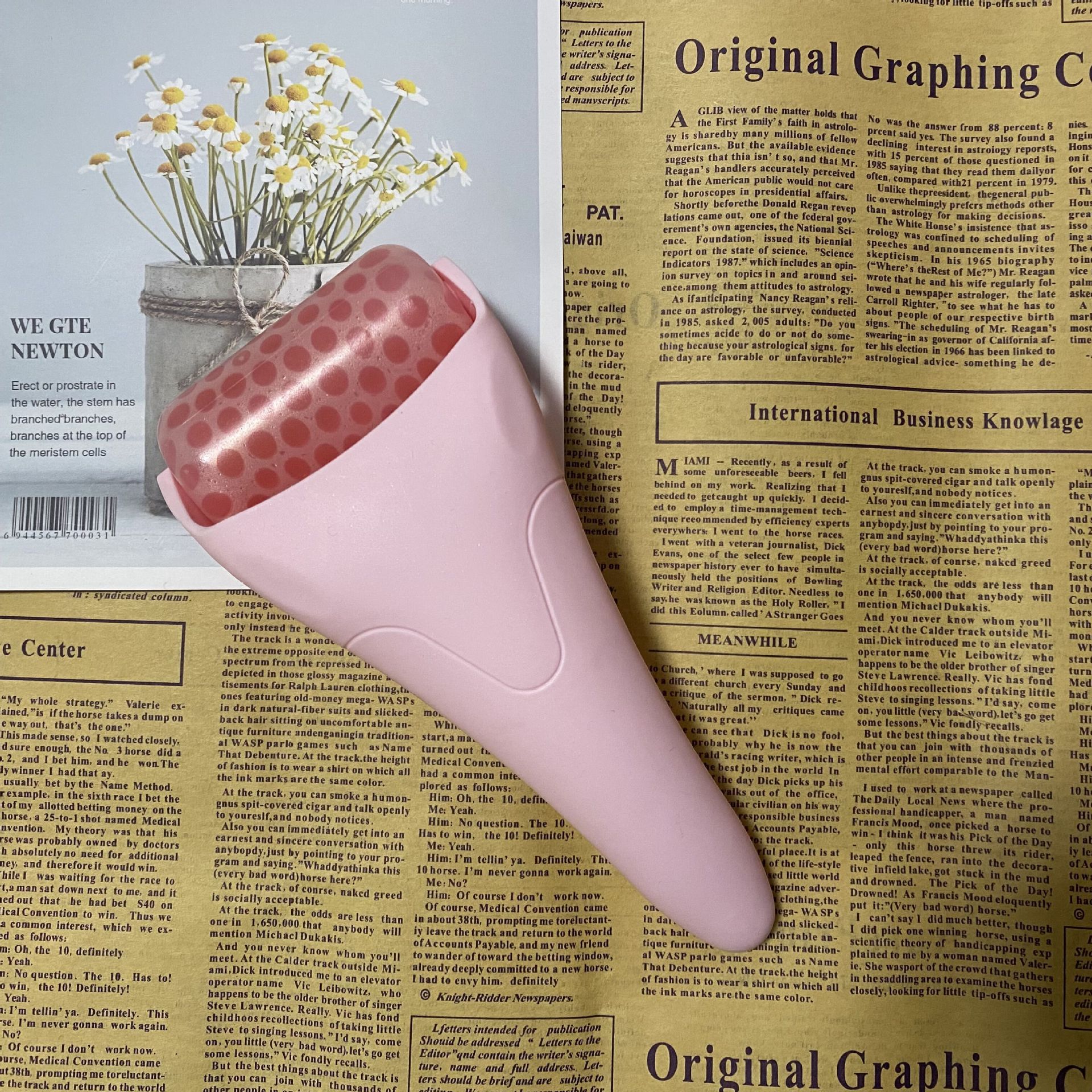 Glow-On-the-Go Ice Roller – Your Daily Cool-Down for Smooth, Radiant Skin